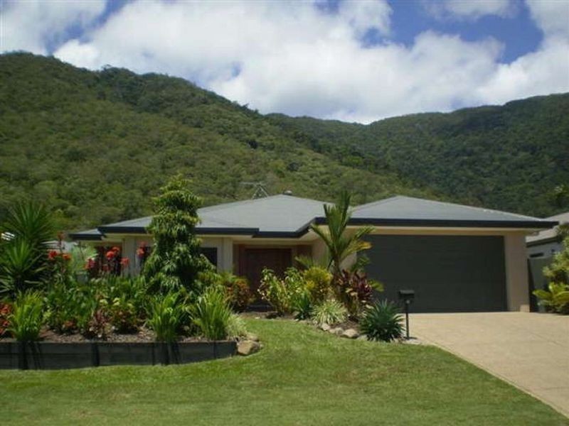 10 Palmetto Street, Palm Cove QLD 4879