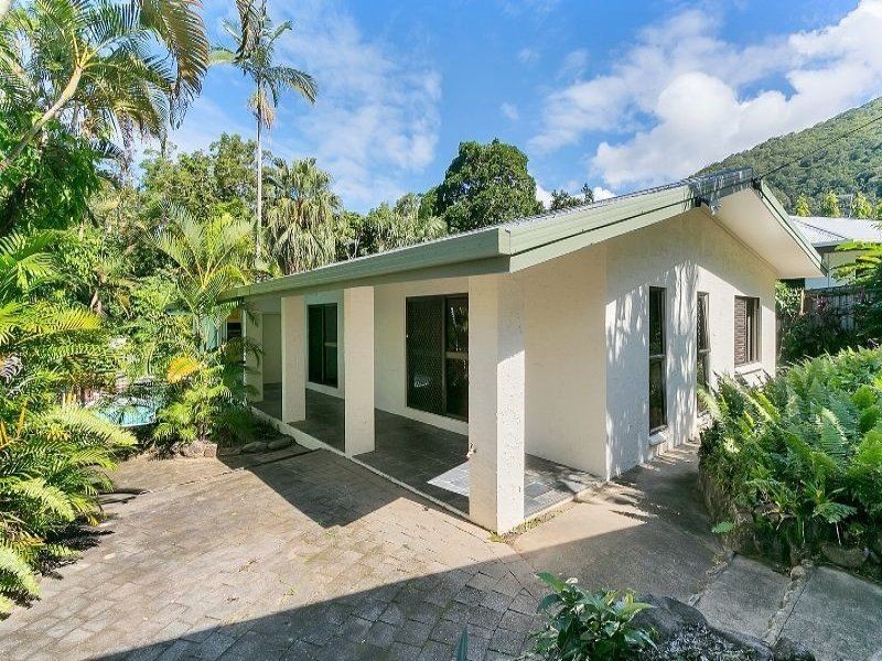7 Buchan Street, Palm Cove QLD 4879