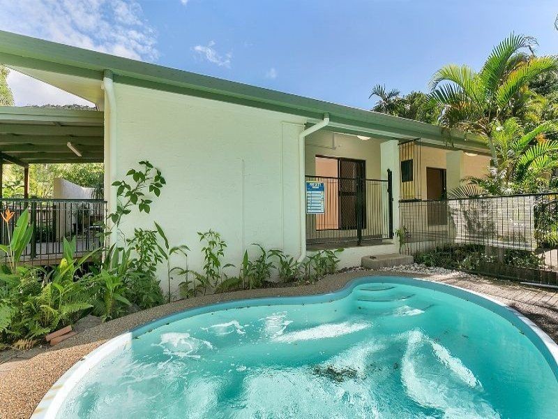 7 Buchan Street, Palm Cove QLD 4879