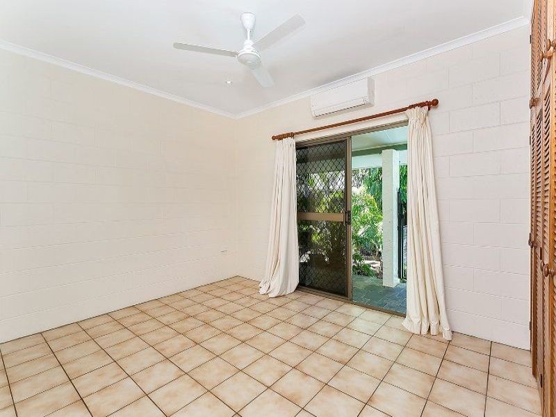 7 Buchan Street, Palm Cove QLD 4879