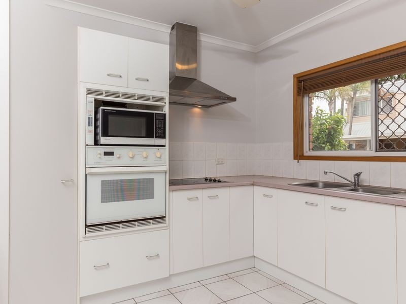 4/77-79 Moore Street, Trinity Beach QLD 4879