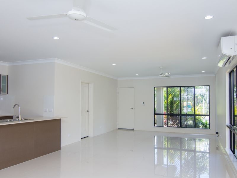5 Reed Road, Trinity Beach QLD 4879
