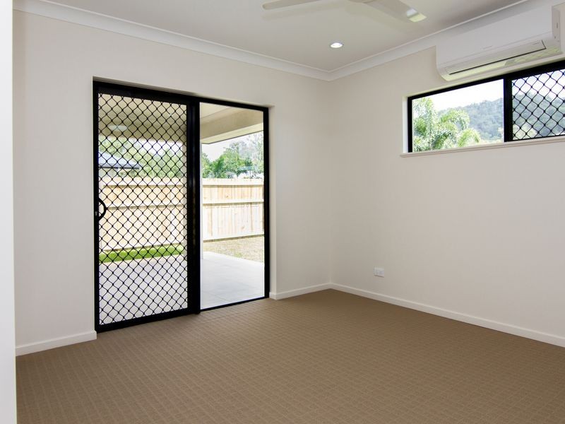 5 Reed Road, Trinity Beach QLD 4879