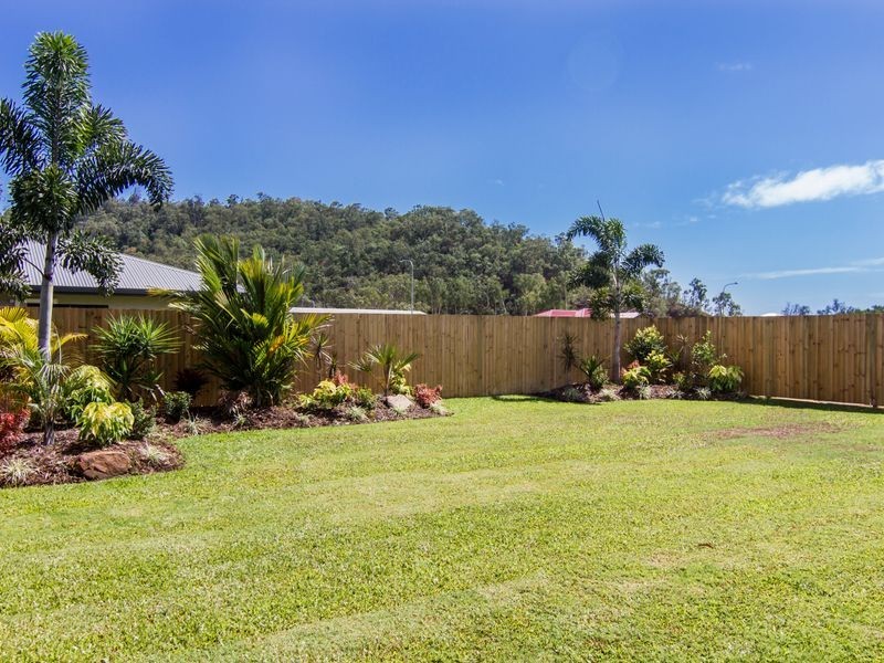 5 Reed Road, Trinity Beach QLD 4879