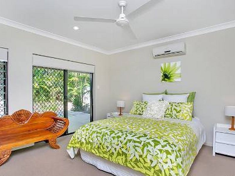 4 Michelia Street, Palm Cove QLD 4879