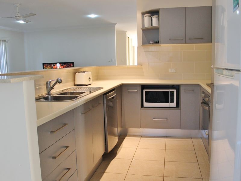 32 Angor Road, Trinity Park QLD 4879