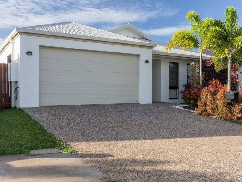 11 Chandos Brace, Smithfield QLD 4878