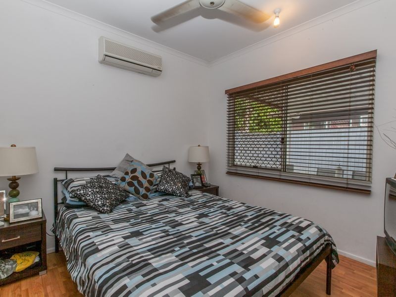 25 Derby Street, Yorkeys Knob QLD 4878