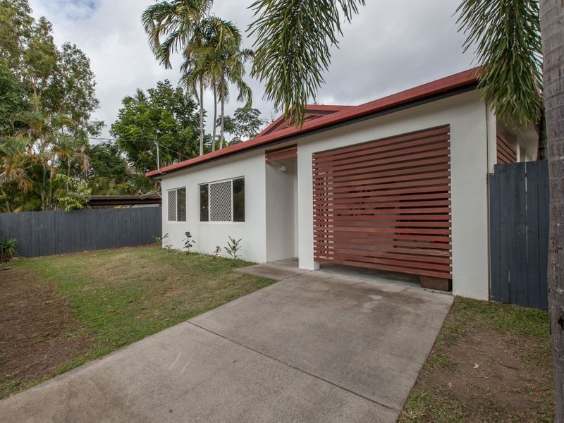 25 Derby Street, Yorkeys Knob QLD 4878