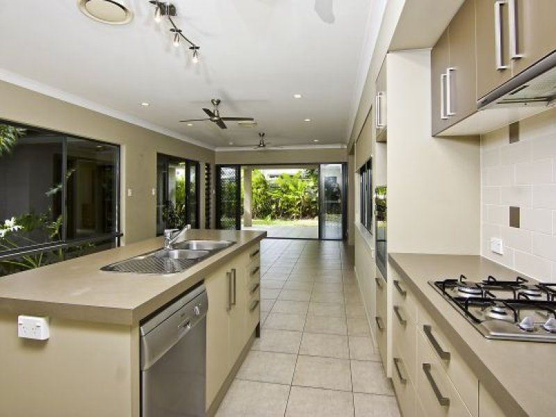 24 Selwyn Court, Trinity Park QLD 4879