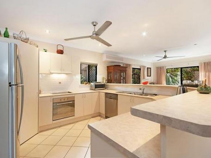 Clifton Beach QLD 4879