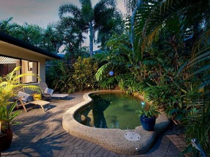 Clifton Beach QLD 4879