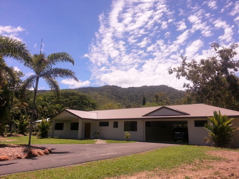 26-28 Evergreen Street, Clifton Beach QLD 4879