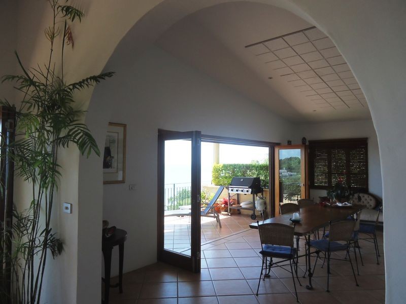 24/7 Tari Place, Trinity Beach QLD 4879