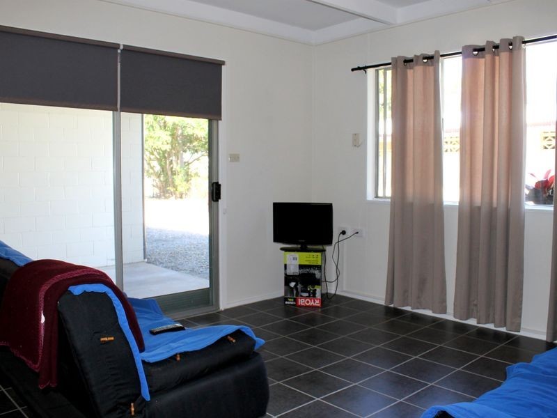 2/55 Best Street, Yorkeys Knob QLD 4878