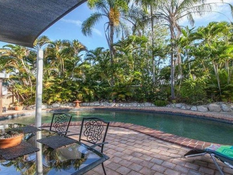 5 Upolu Esplanade, Clifton Beach QLD 4879