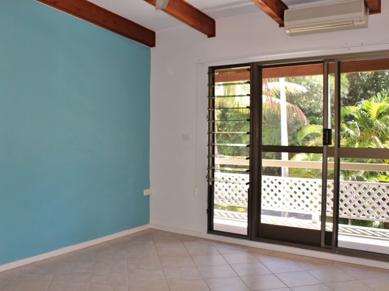 5 Upolu Esplanade, Clifton Beach QLD 4879