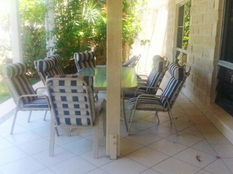 25 Vasey Esplanade, Trinity Beach QLD 4879