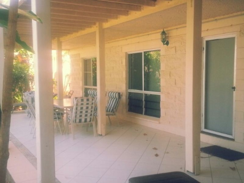 25 Vasey Esplanade, Trinity Beach QLD 4879