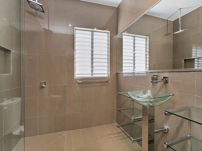 11 Silver Cres, Palm Cove QLD 4879