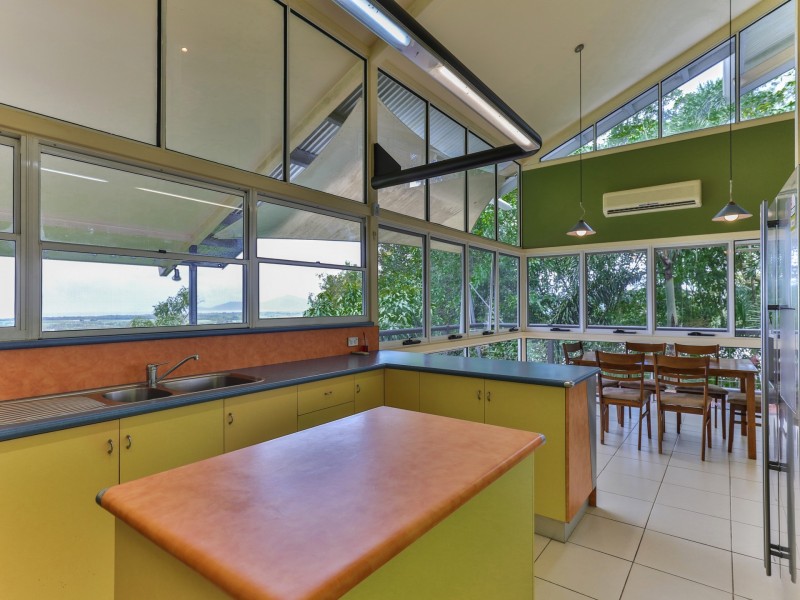 4 Jarda Street, Smithfield QLD 4878