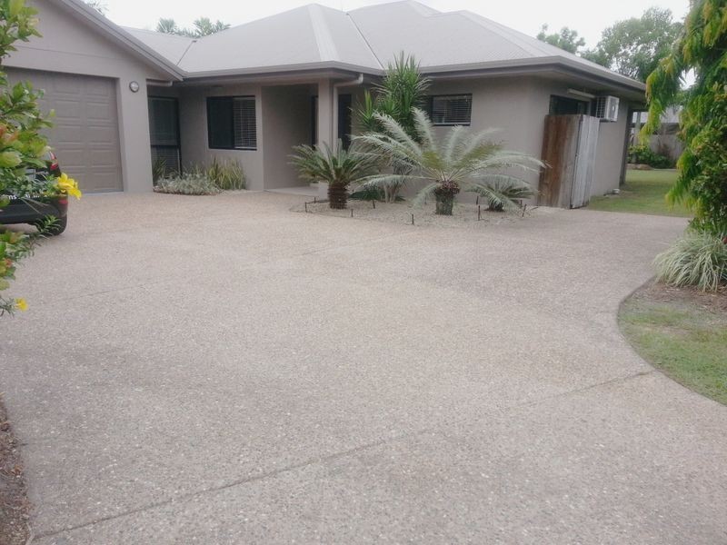 28 Moojeeba Way, Trinity Park QLD 4879