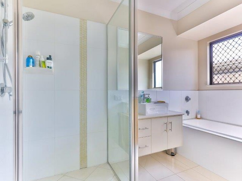 19 Landsborough drive, Smithfield QLD 4878