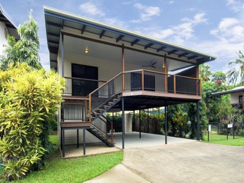 3/7 Tenni Street, Redlynch QLD 4870