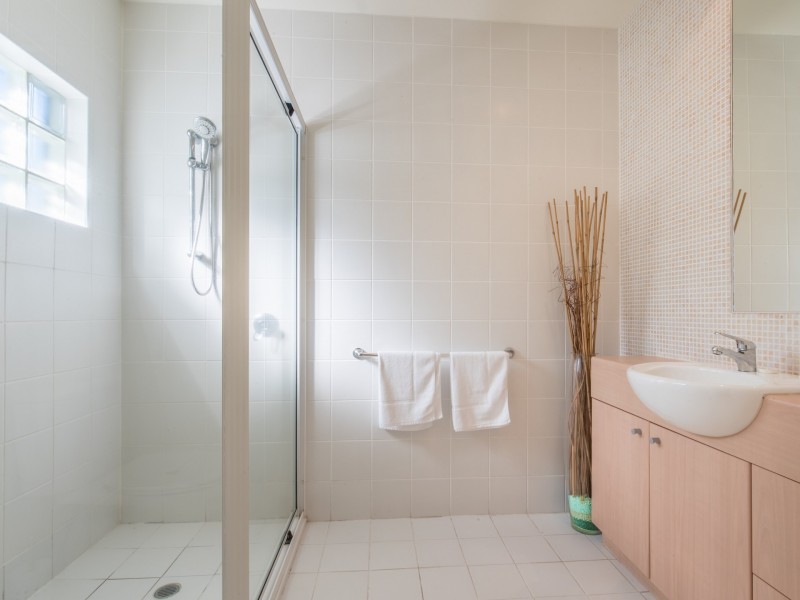 17 Barrier Close, Clifton Beach QLD 4879