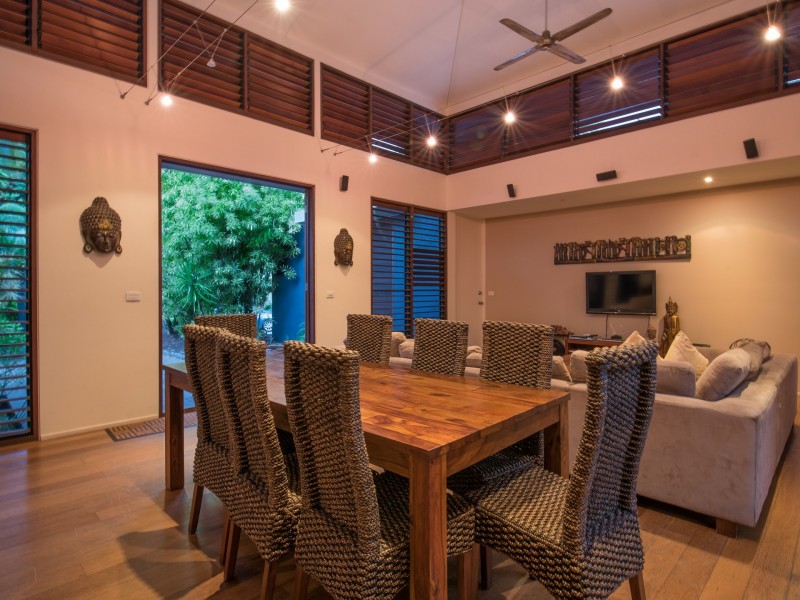 17 Barrier Close, Clifton Beach QLD 4879