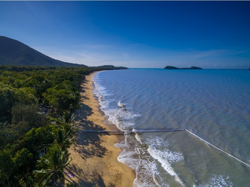 17 Barrier Close, Clifton Beach QLD 4879