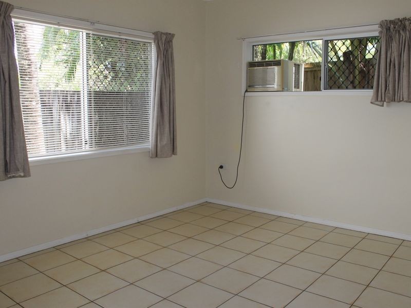 7 RAINY MOUNTAIN PLACE, Smithfield QLD 4878