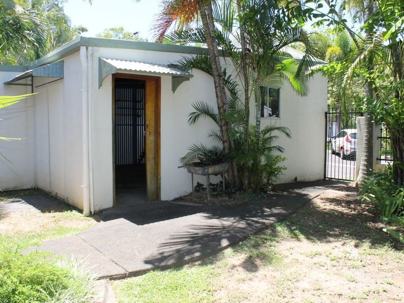 7 RAINY MOUNTAIN PLACE, Smithfield QLD 4878