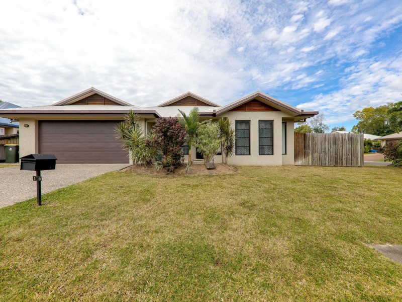 10 Angor Road, Trinity Park QLD 4879