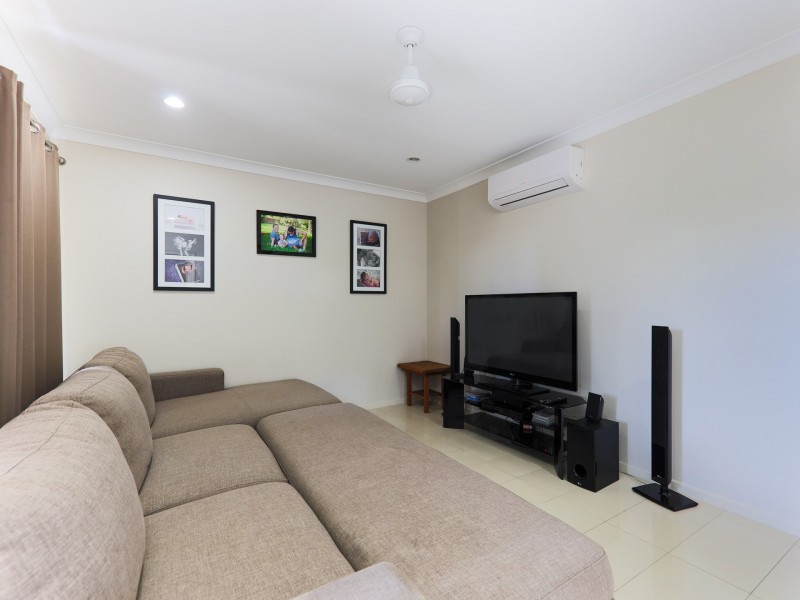 10 Angor Road, Trinity Park QLD 4879