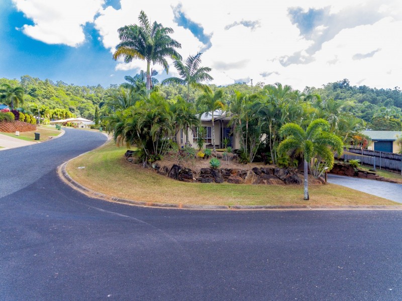 10 Angor Road, Trinity Park QLD 4879
