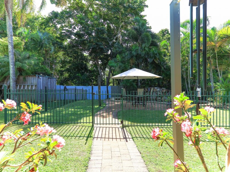 12 Clohesy Court, Kanimbla QLD 4870