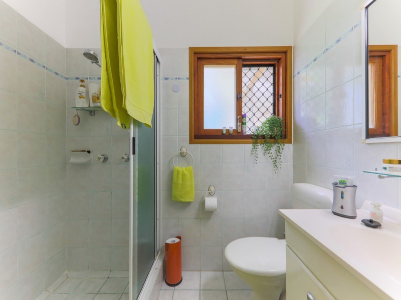 12 Clohesy Court, Kanimbla QLD 4870