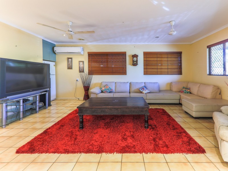 6 ROSLYN CLOSE, Yorkeys Knob QLD 4878
