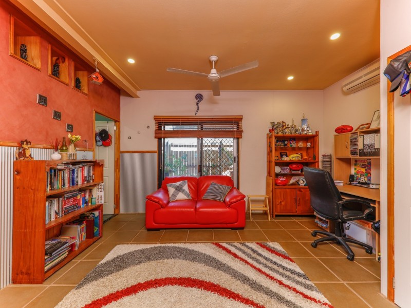 1 Golf Street, Yorkeys Knob QLD 4878
