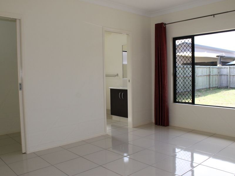 13 TOTLEY CHASE, Trinity Park QLD 4879