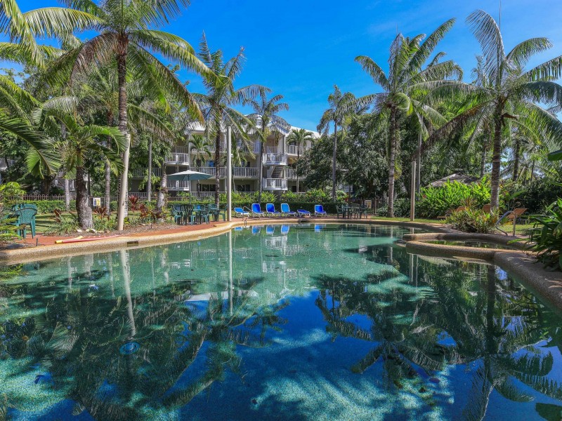 63/129 Oleander Street, Holloways Beach QLD 4878