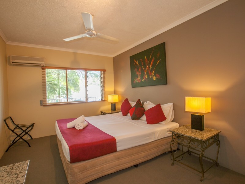 63/129 Oleander Street, Holloways Beach QLD 4878