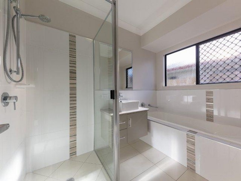 10 Coastline Parade, Trinity Beach QLD 4879