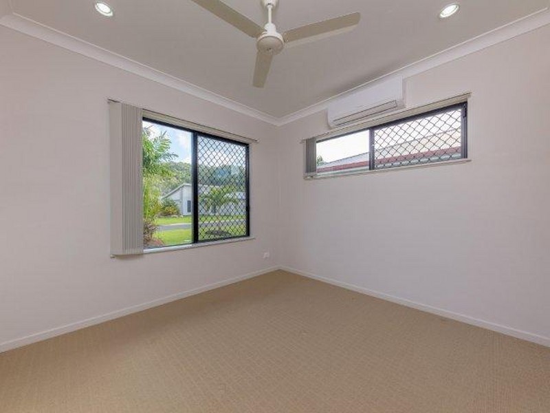 10 Coastline Parade, Trinity Beach QLD 4879