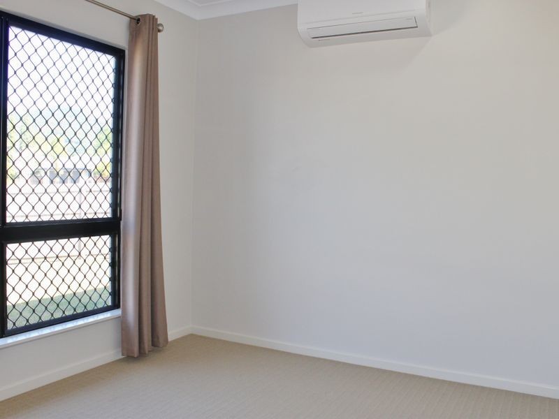 10 Angor Rd, Trinity Park QLD 4879