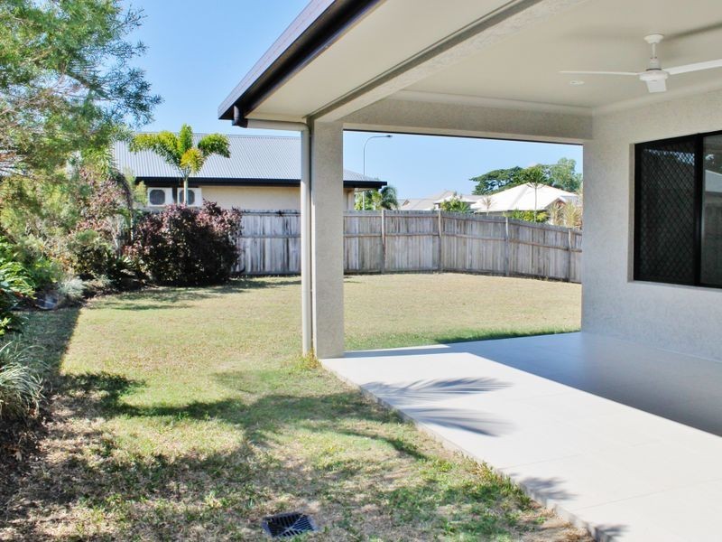 10 Angor Rd, Trinity Park QLD 4879