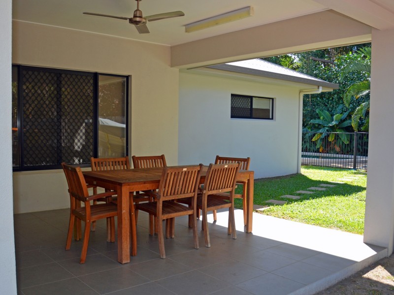 11 Quartzborough Promenade, Trinity Park QLD 4879