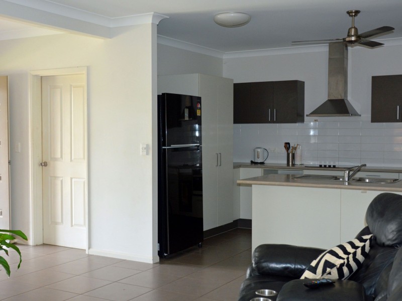11 Quartzborough Promenade, Trinity Park QLD 4879