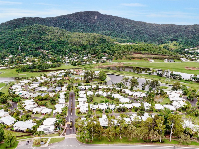 Villa 92/31 Lake Placid Road, Caravonica QLD 4878